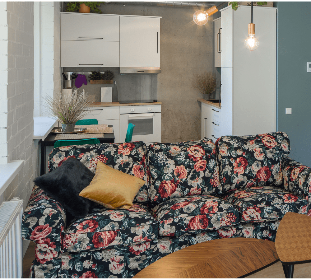 Taming Tangled Cords for a Sleek Space
