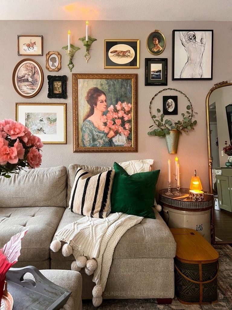 Creating a Cozy Vintage Gallery Nook with Gentle Hues