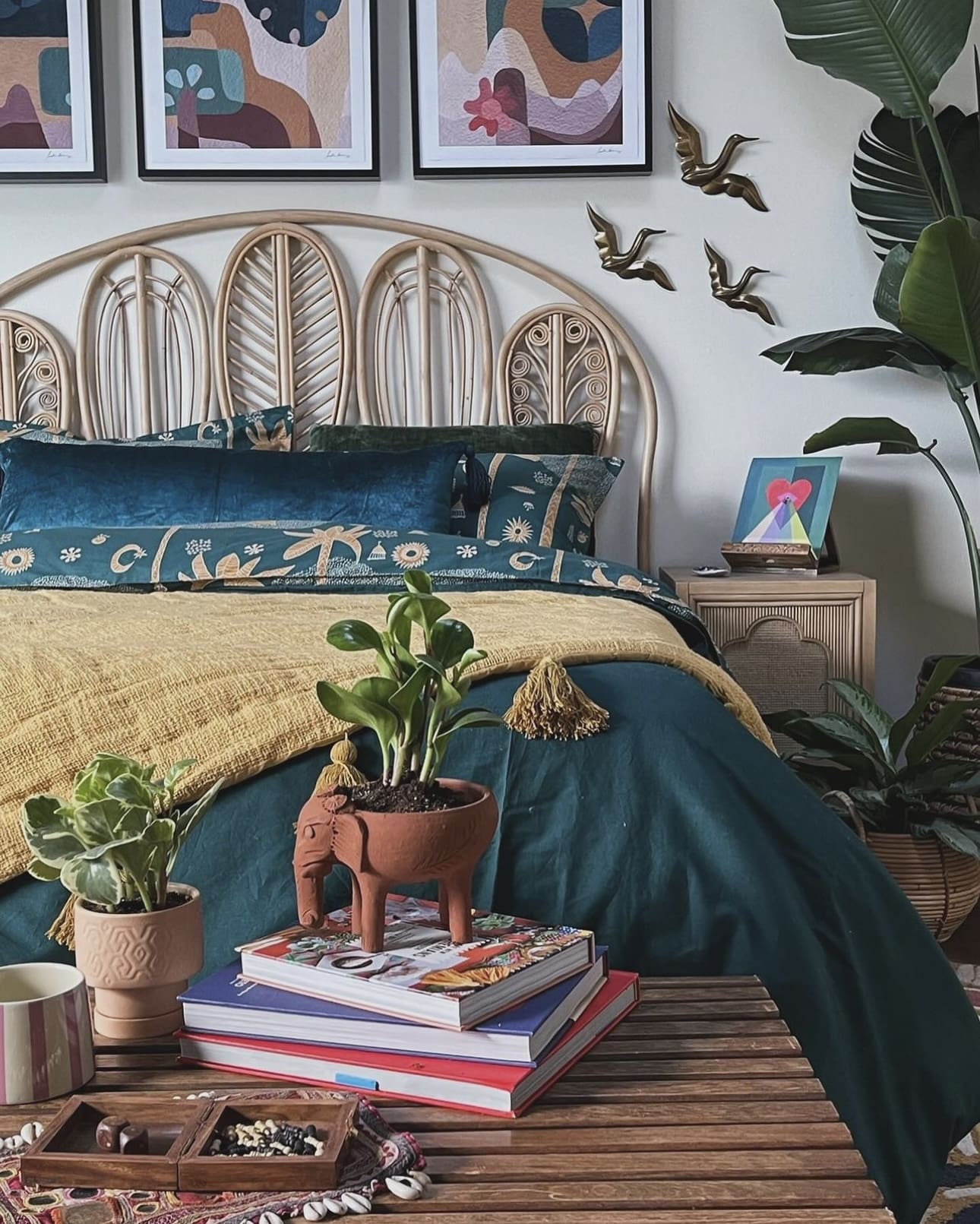 Embrace Nature with a Bamboo Headboard Inspired by Leaves