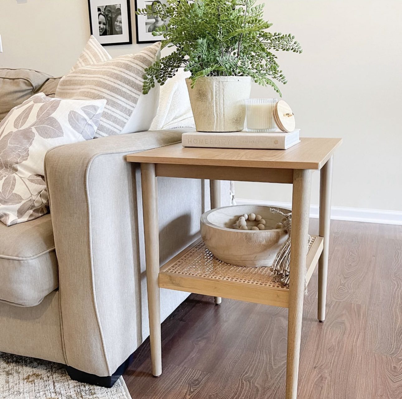Fresh Minimalism with Subtle Natural Accents