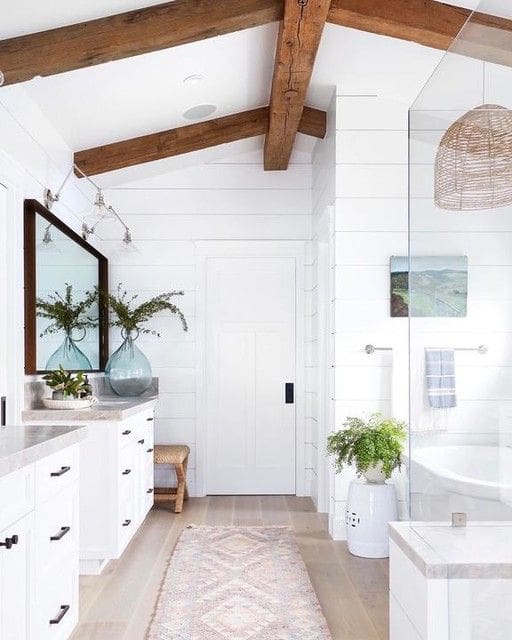 Charming Shiplap Accent Walls