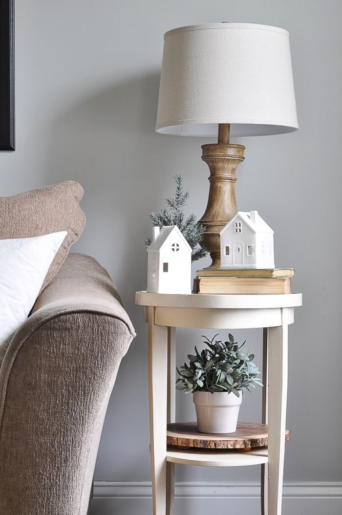 Clean Minimalism with Personal Touches