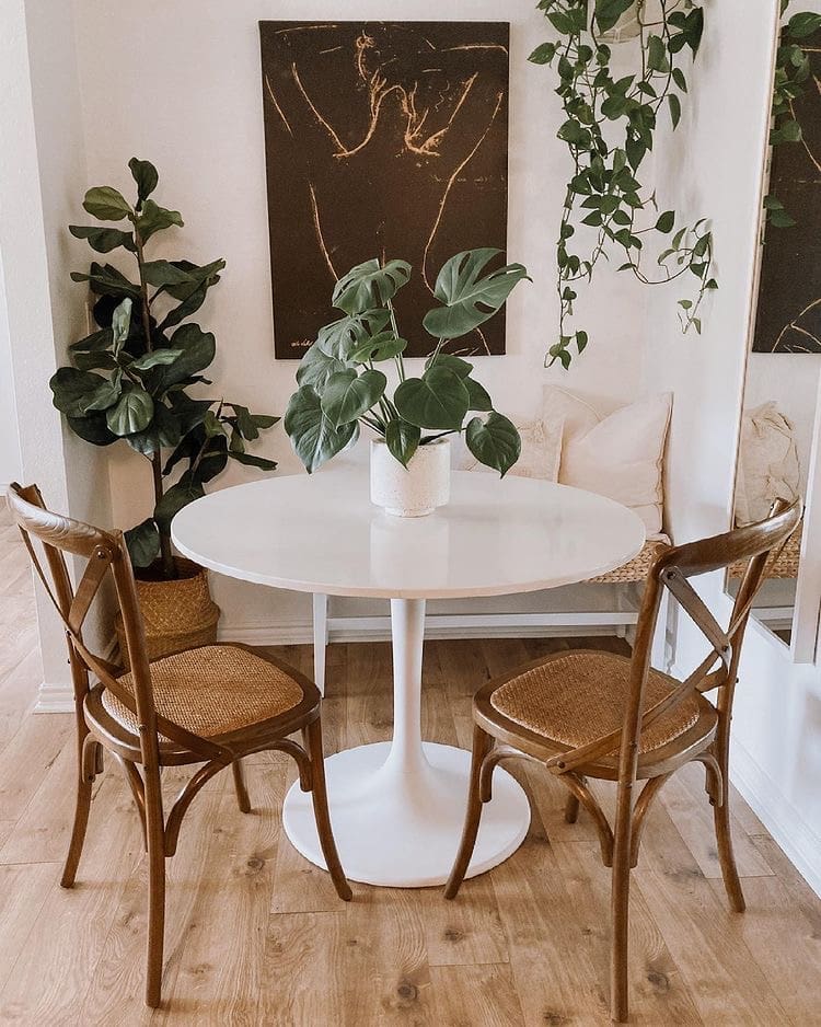 Fresh Flair with Lush Green Accents