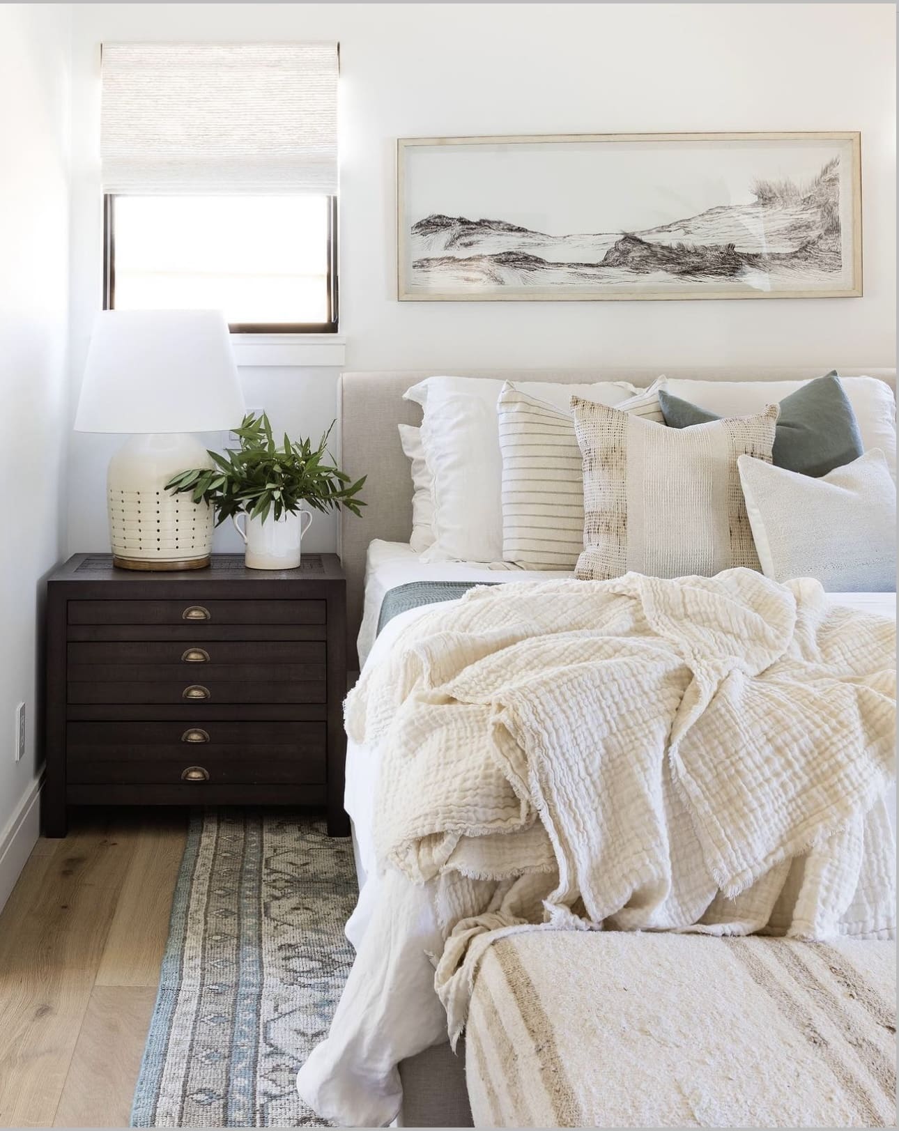 Snug and Inviting Bedding for a Coastal Escape