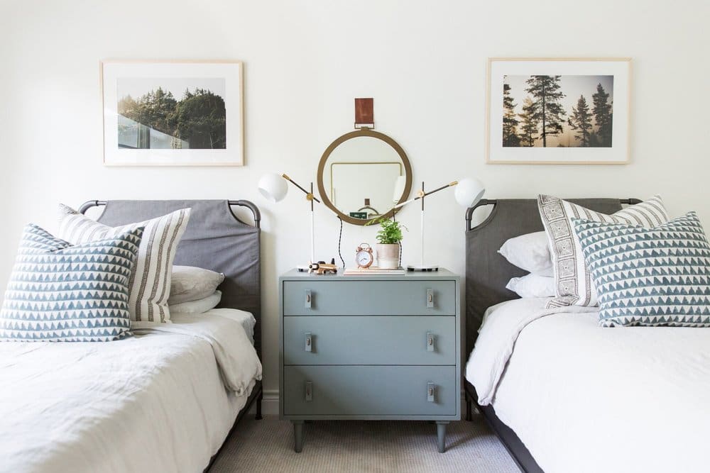 Stylish and Cozy Twin Bedroom for Kids
