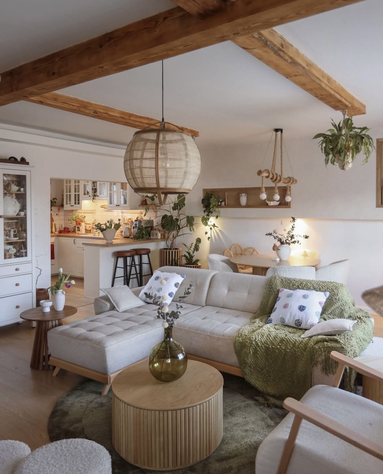 Elevate Comfort with Plush Drapes