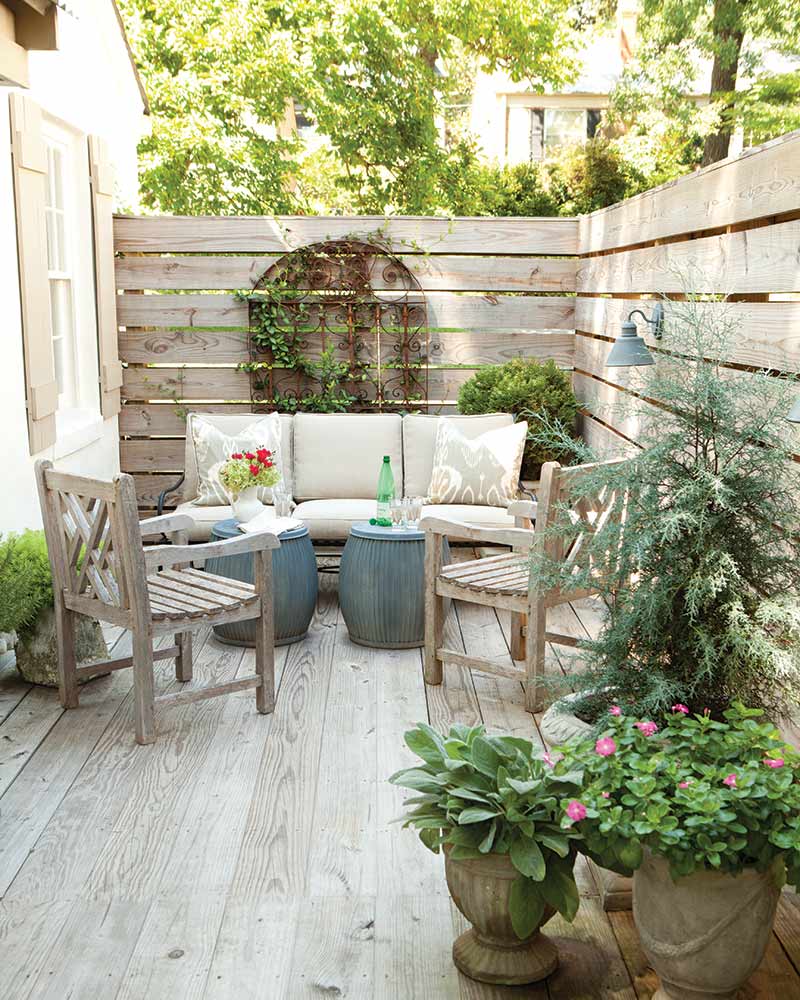 Embrace Earthy Charm for Your Outdoor Space