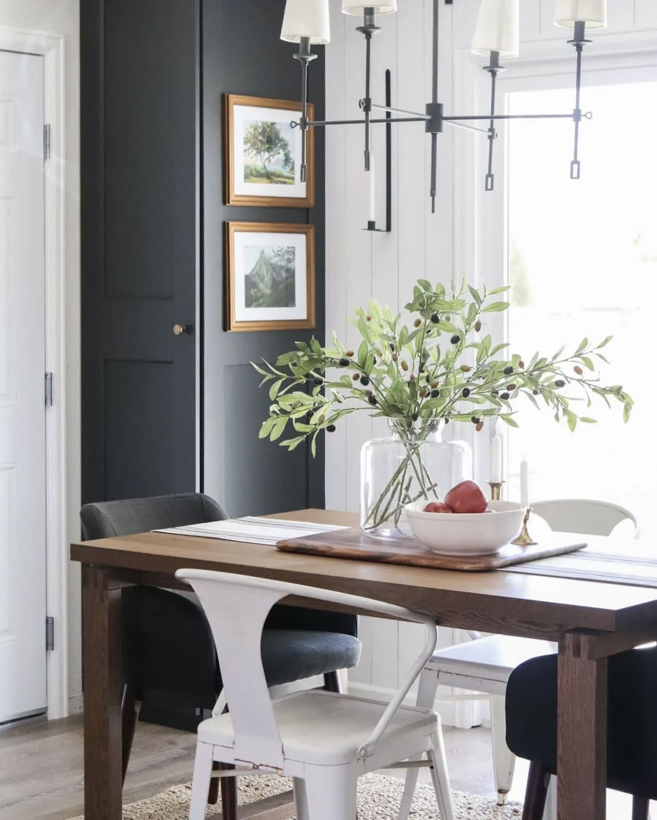 Bring Nature In with a Striking Table Focal Point