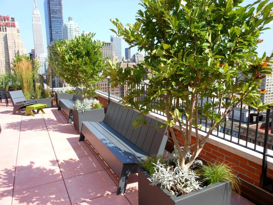 Create a Stylish Rooftop Bar Space