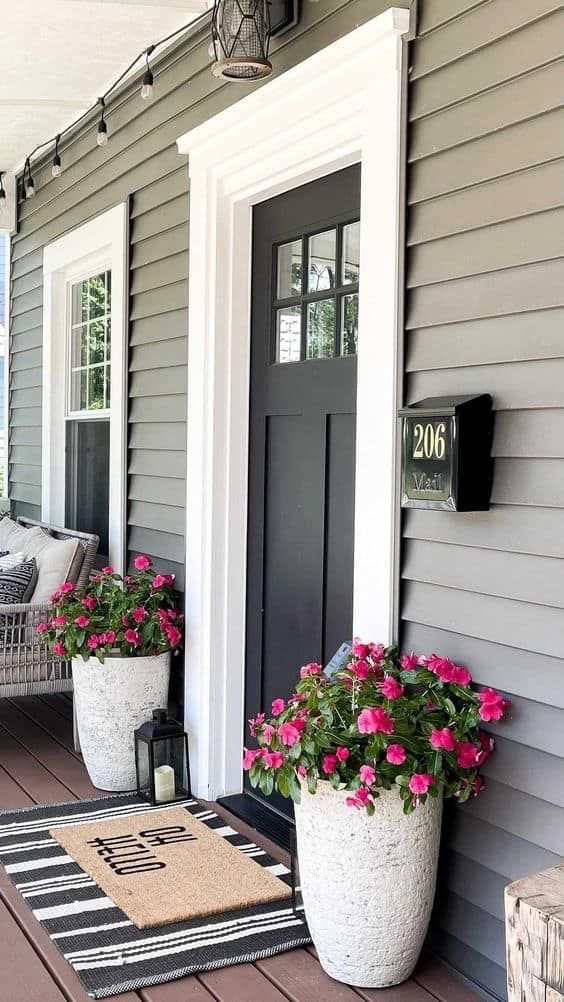 Make a Statement with Twin Planters