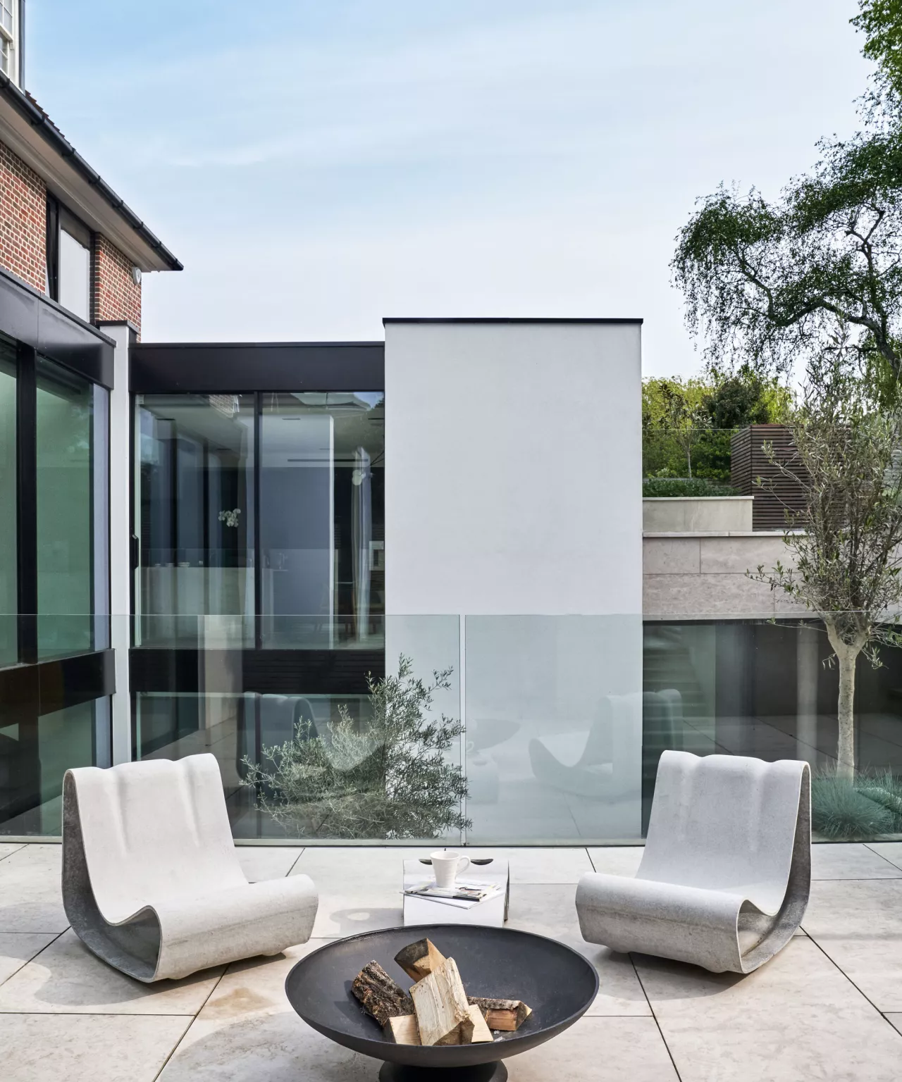 Transform Your Roof with Easy-Care Synthetic Turf