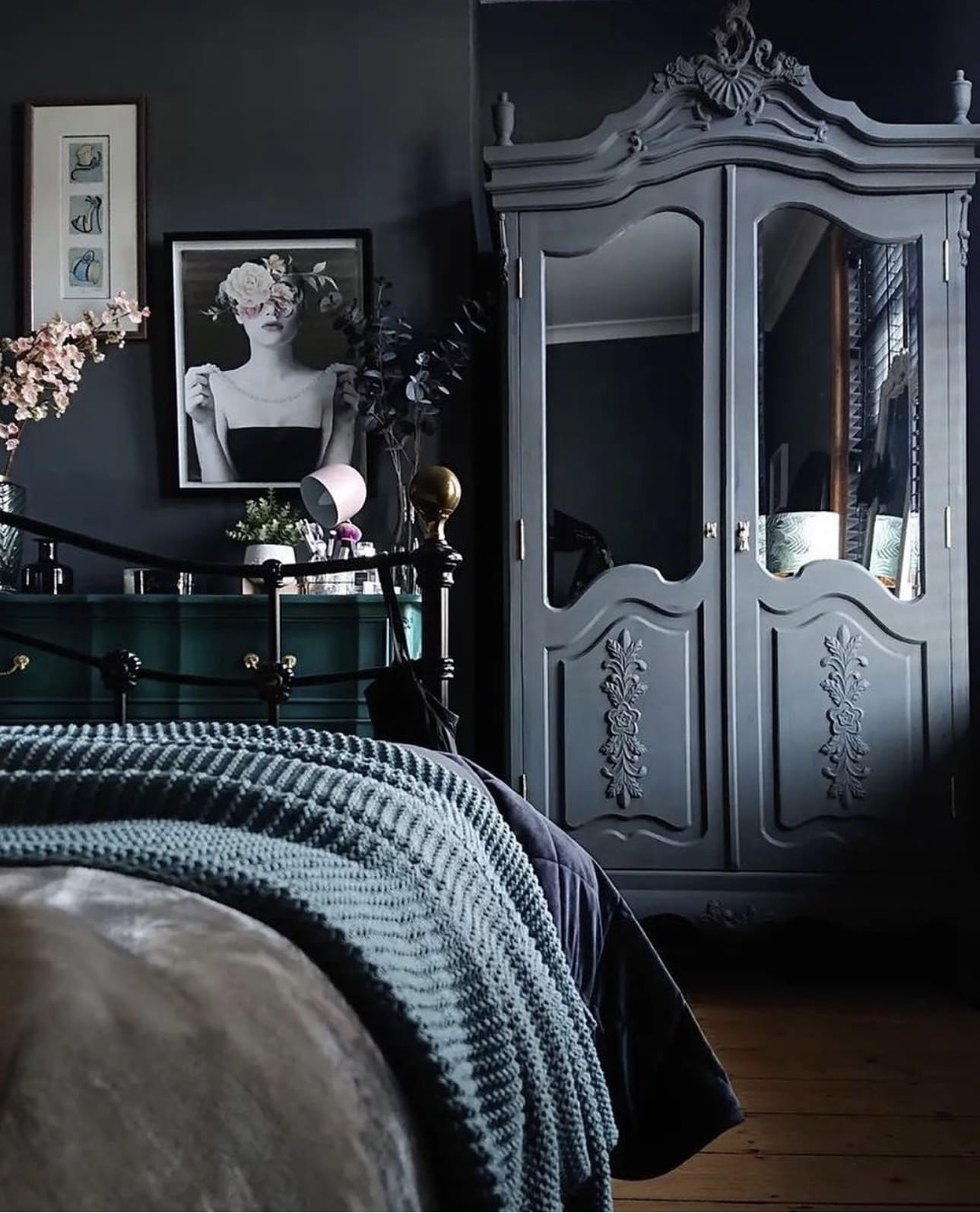 Embrace the Victorian Gothic Vibe