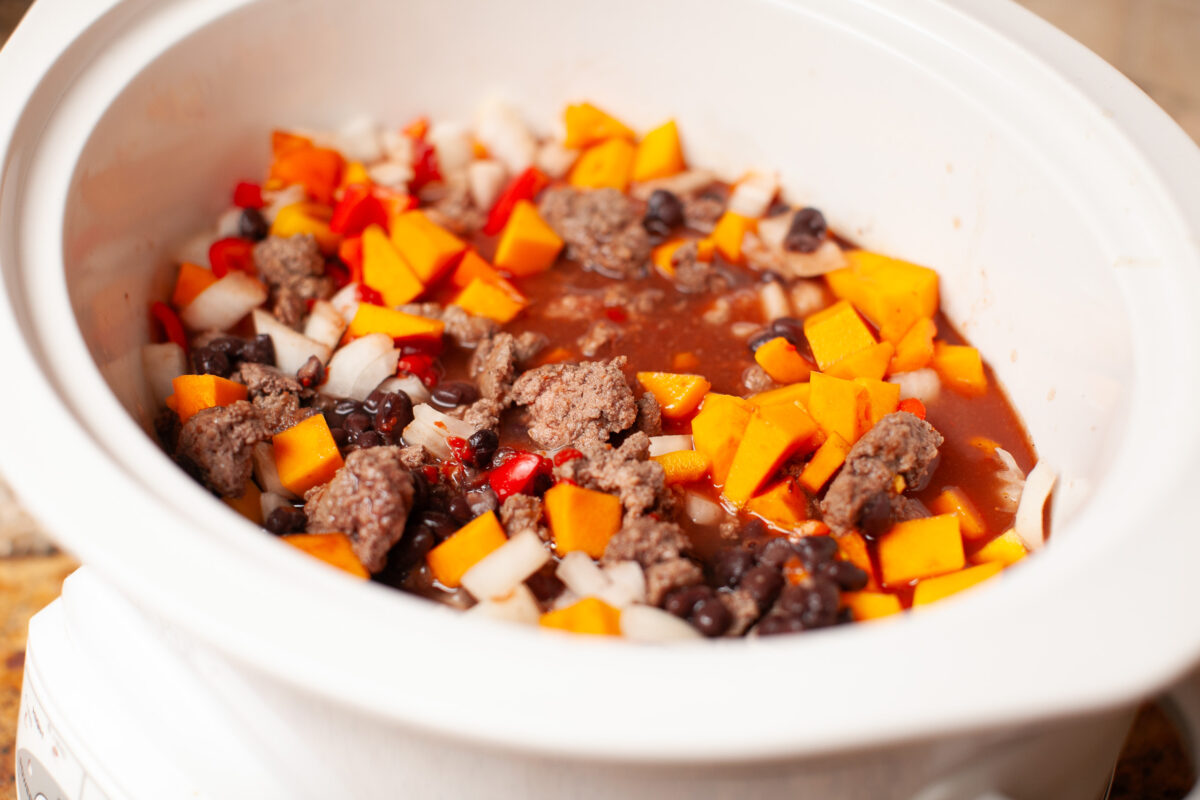 Hearty Slow Cooker Chicken and Rice Delight