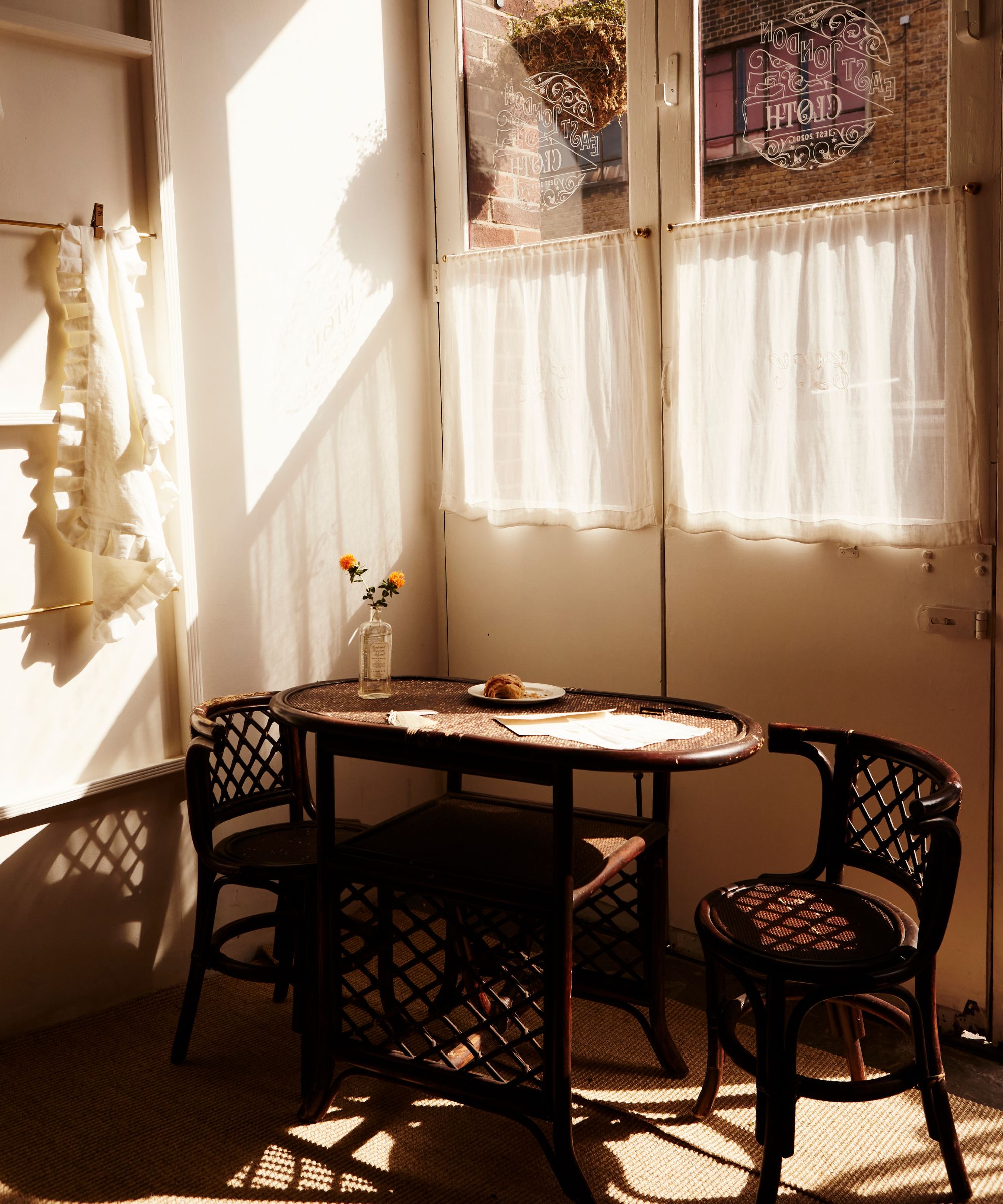 Chic Coffee Corner Retreat